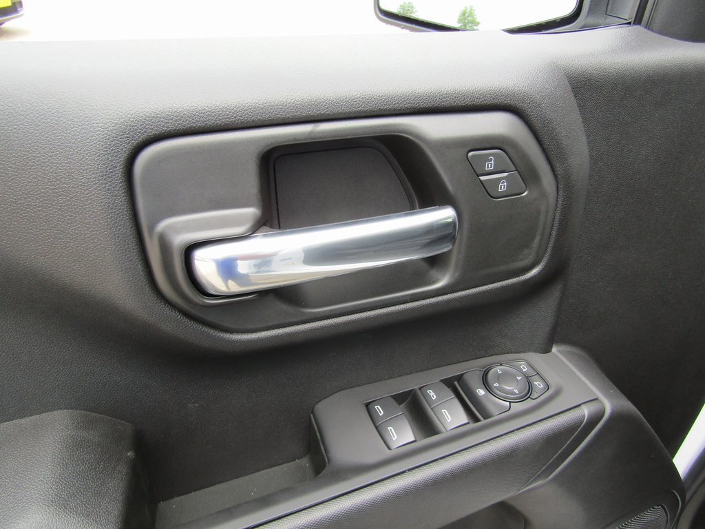 2026 Chevrolet Silverado 1500 photo 17