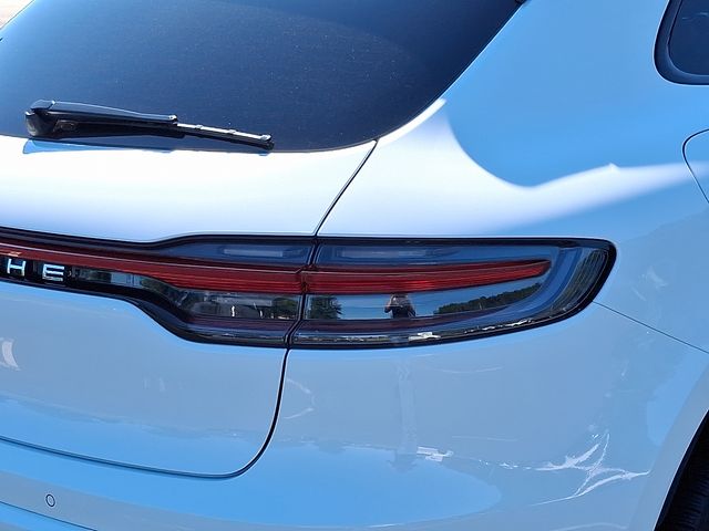 2024 Porsche Macan S photo 18