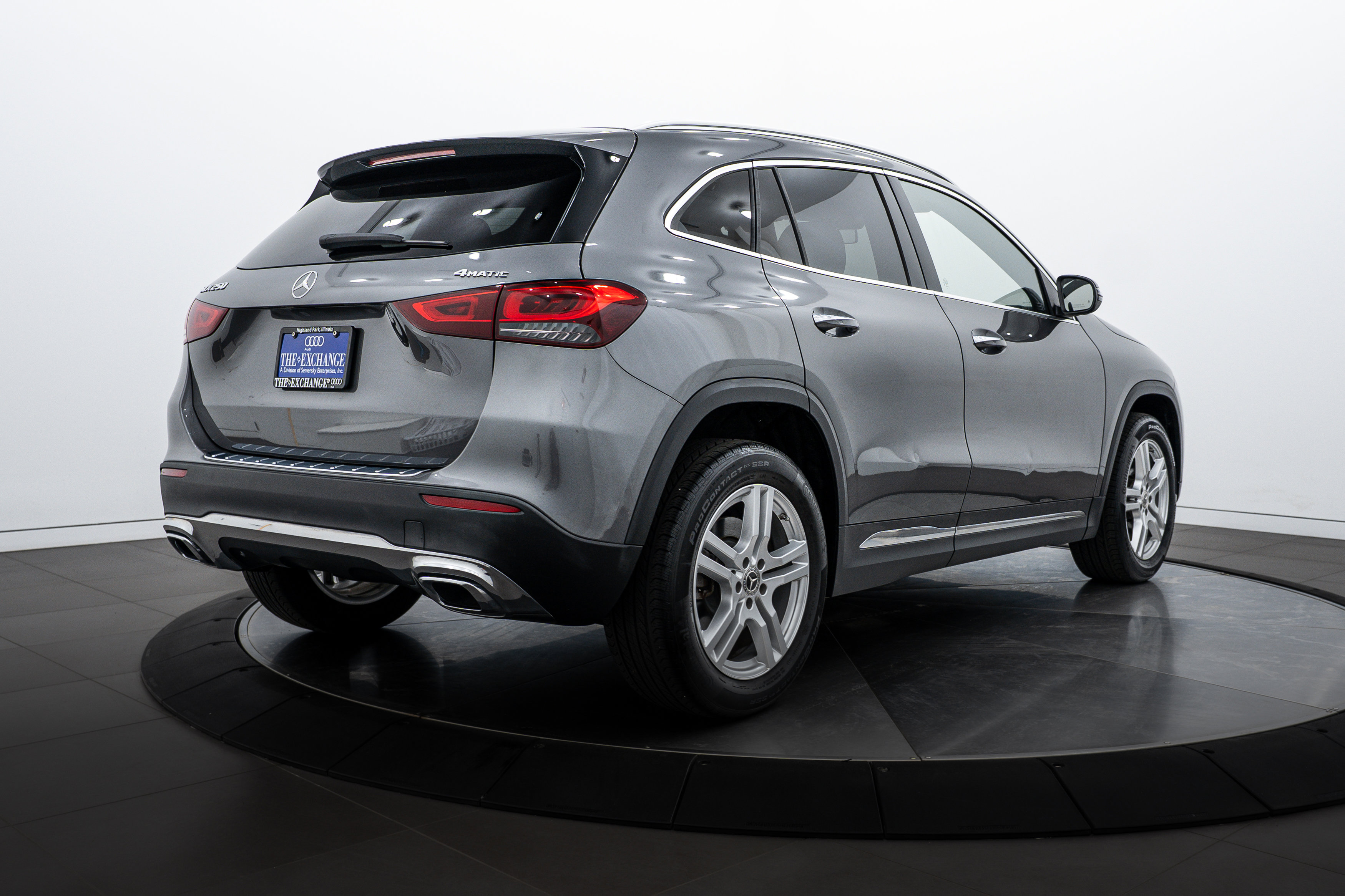 2021 Mercedes Benz GLA 250 4MATIC photo 3