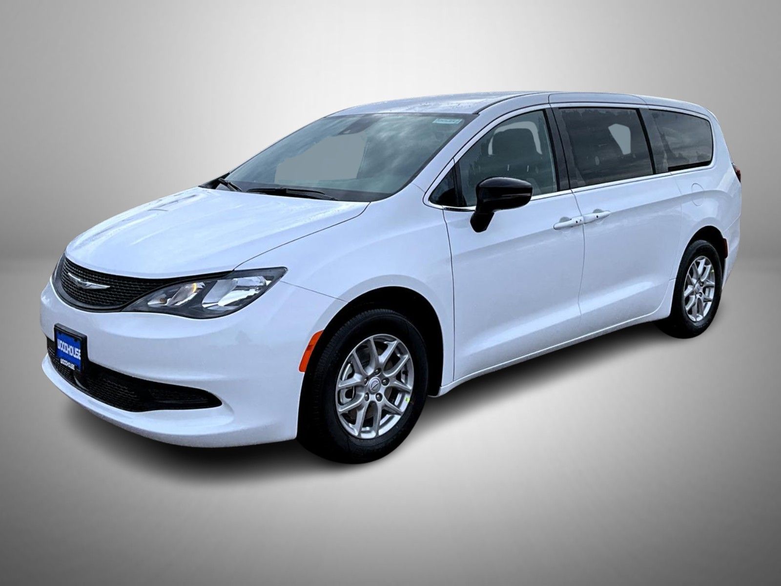 2026 Chrysler Voyager LX's photo