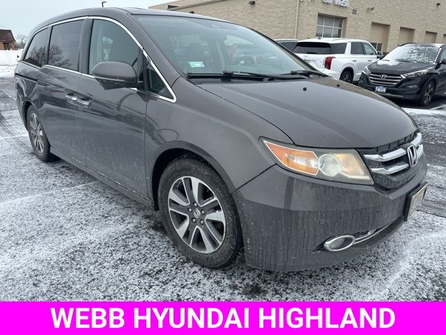 2014 Honda Odyssey Touring's photo