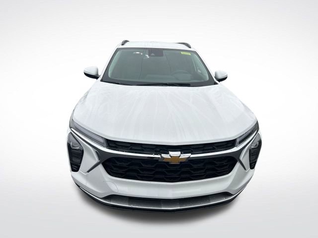 2025 Chevrolet Trax LT photo 7