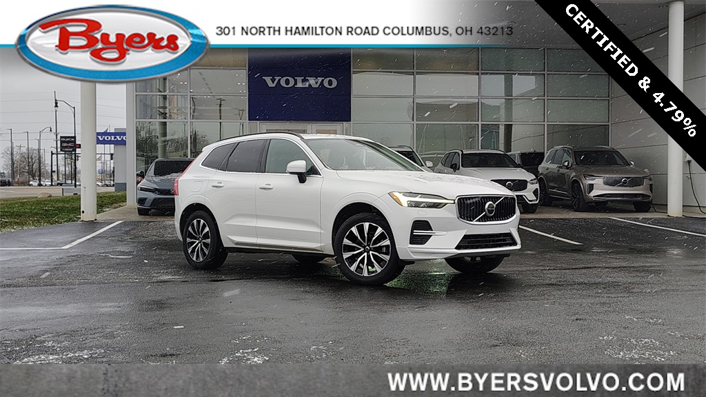 2023 Volvo XC60 Core's photo