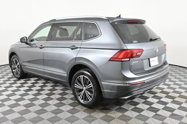 2018 Volkswagen Tiguan SEL photo 6