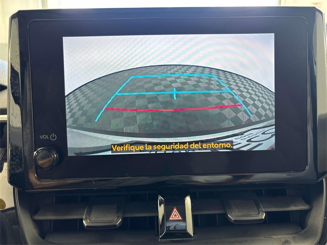 2023 Toyota Corolla Cross LE photo 27