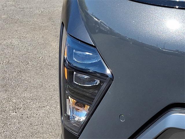 2026 Hyundai Kona Limited photo 8