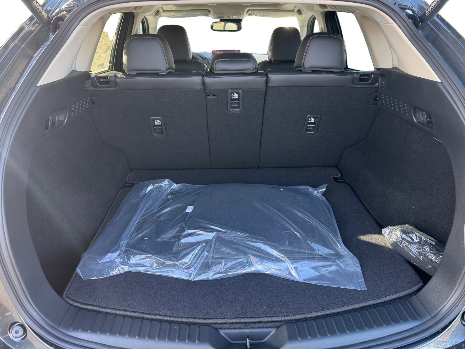 2025 Mazda CX-5 Premium Plus photo 17