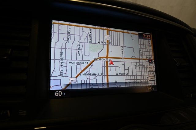 2017 Nissan Armada SV photo 5