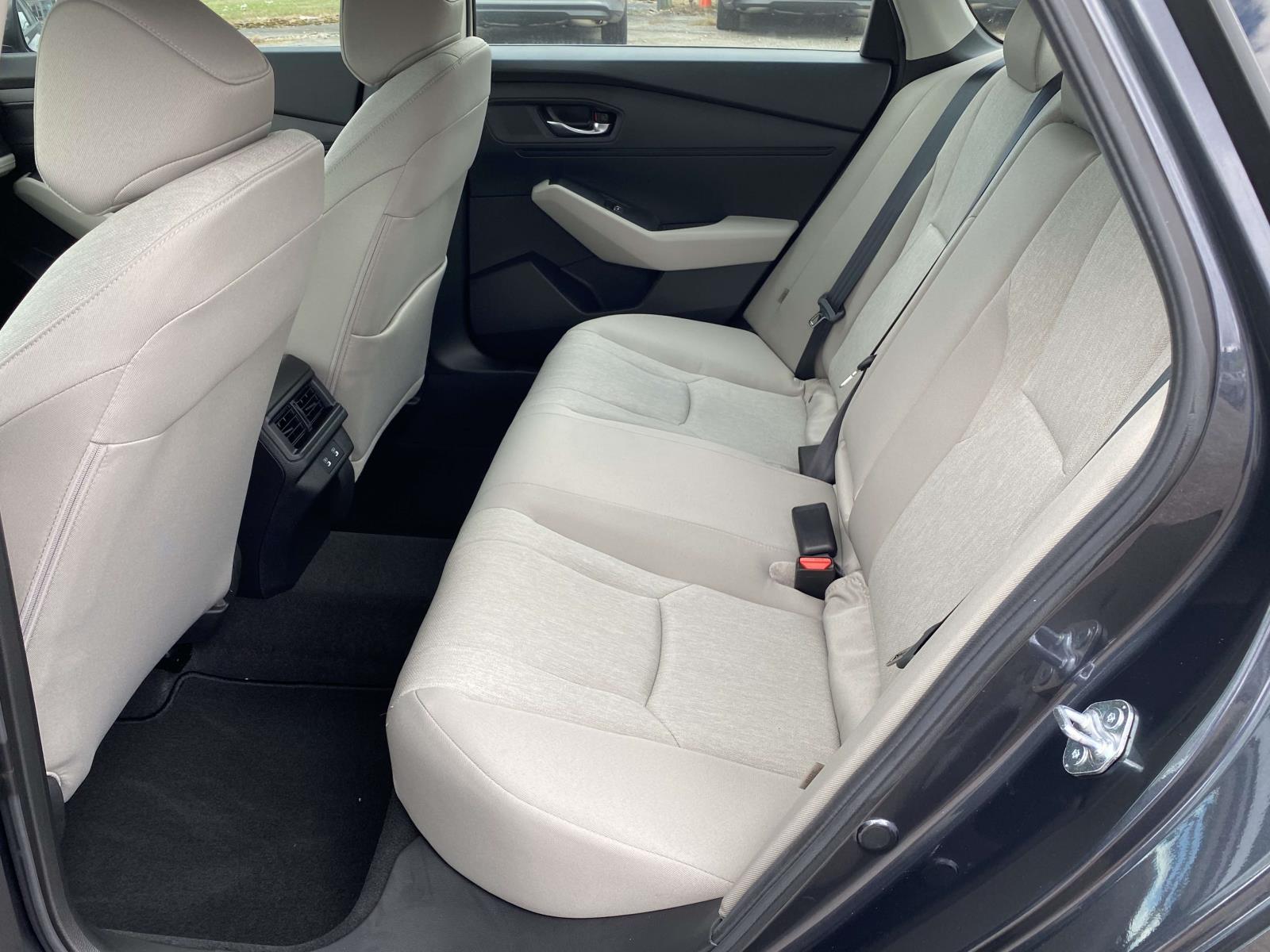 2025 Honda Accord LX photo 4