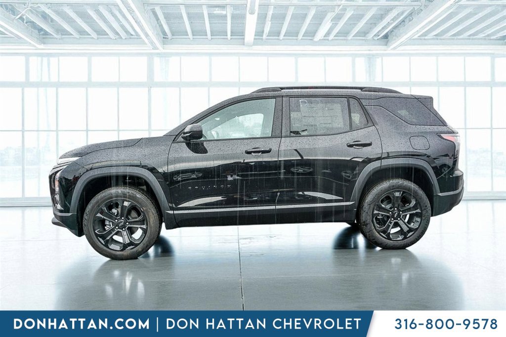 2026 Chevrolet Equinox LT photo 2