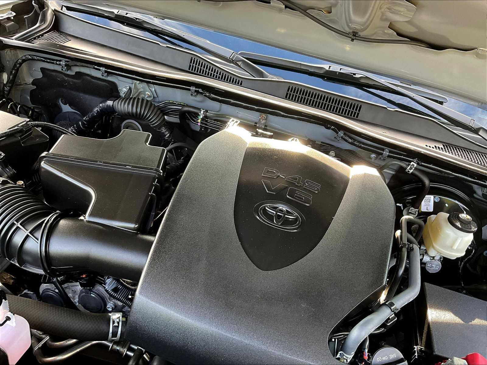 2021 Toyota Tacoma SR5 photo 32