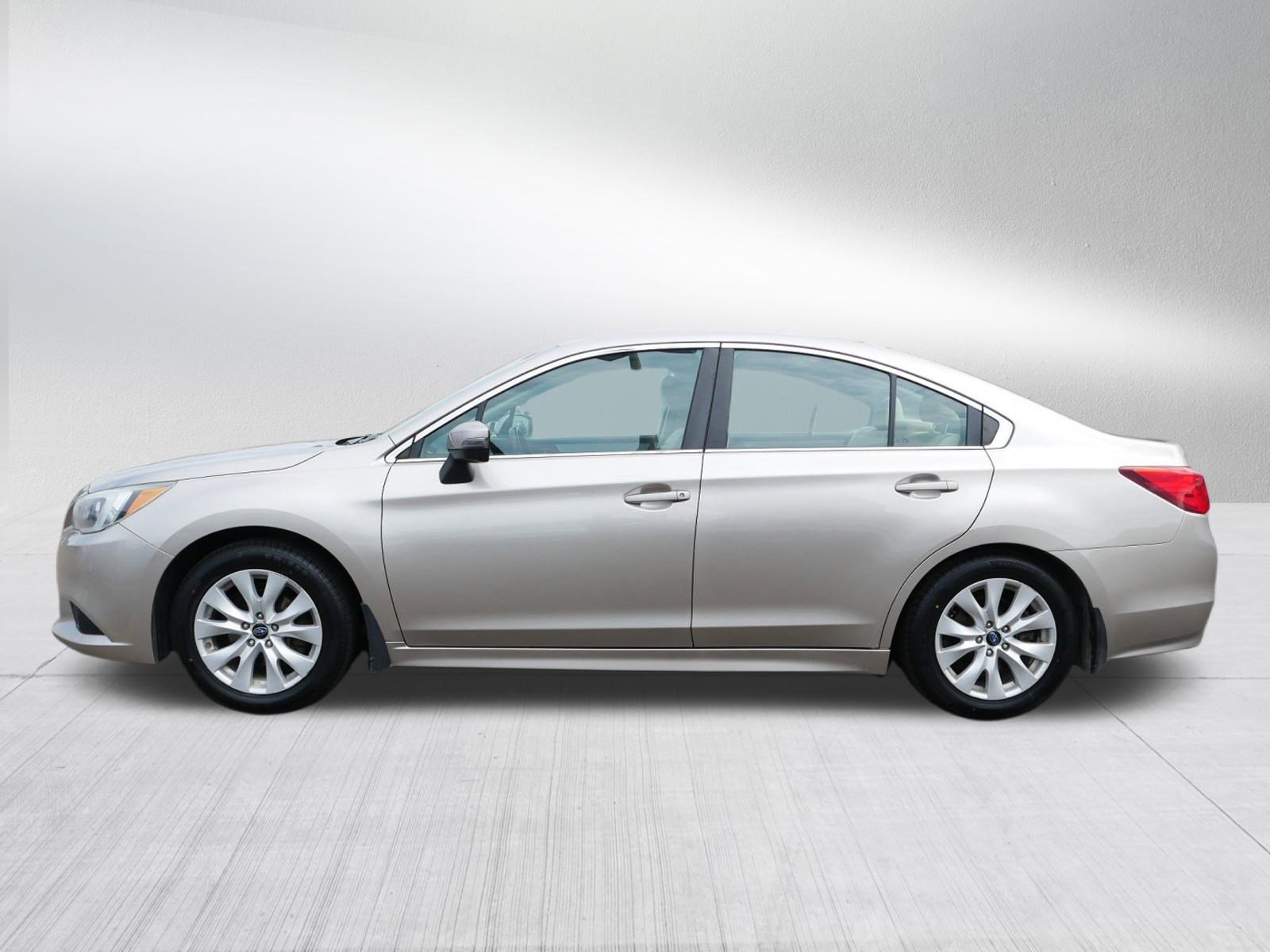 2016 Subaru Legacy 2.5i Premium photo 4