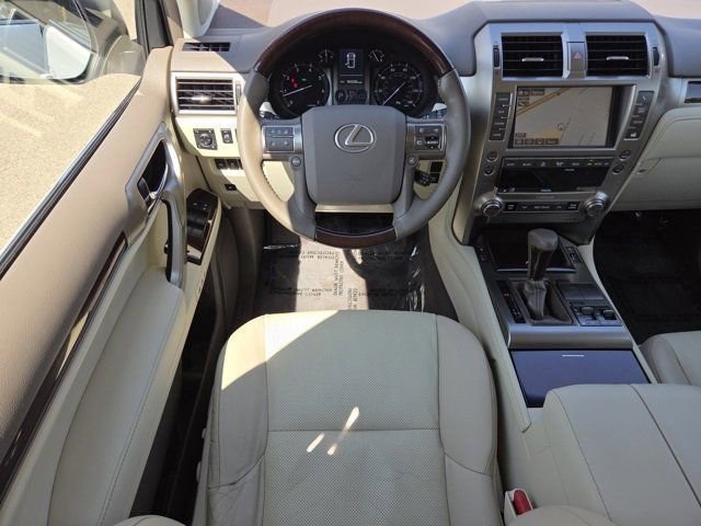 2019 Lexus GX 460 photo 4