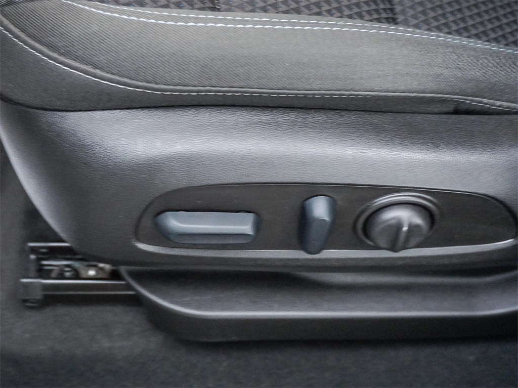 2023 Chevrolet Bolt EUV photo 18