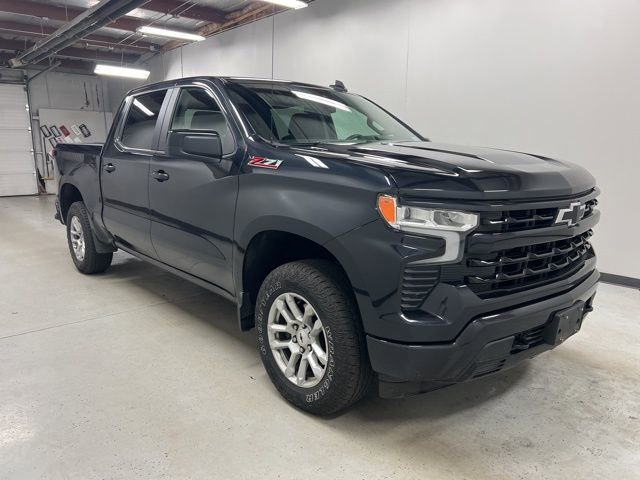 2023 Chevrolet Silverado 1500 photo 3