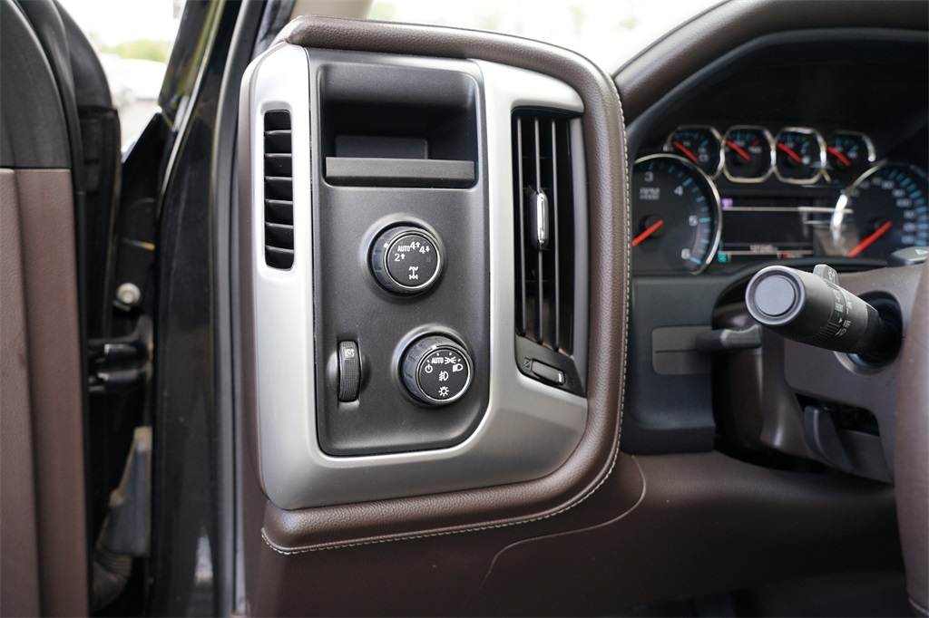 2017 Gmc Sierra 1500 SLT photo 18