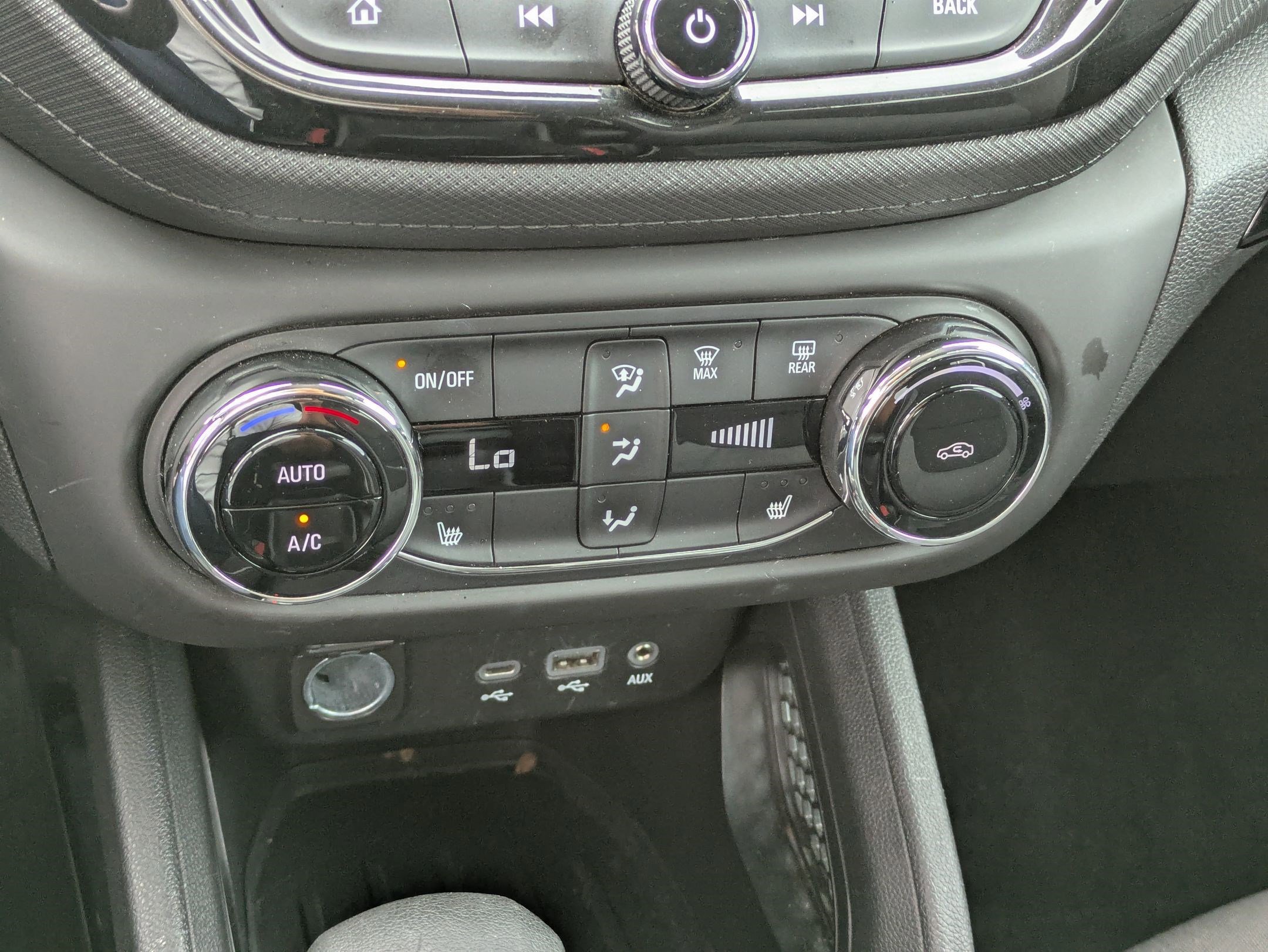 2023 Chevrolet Trailblazer LT photo 21