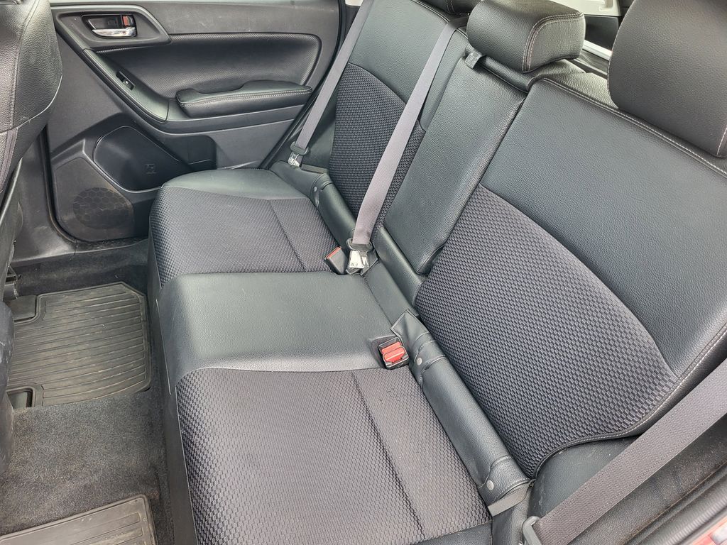 2016 Subaru Forester 2.0XT Premium photo 23