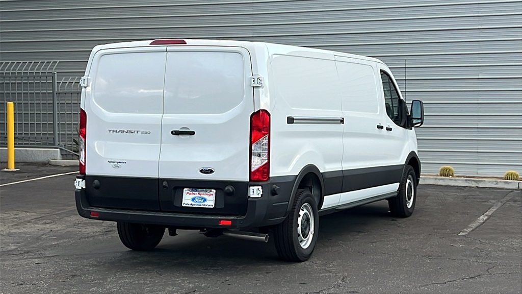 2024 Ford Transit photo 8