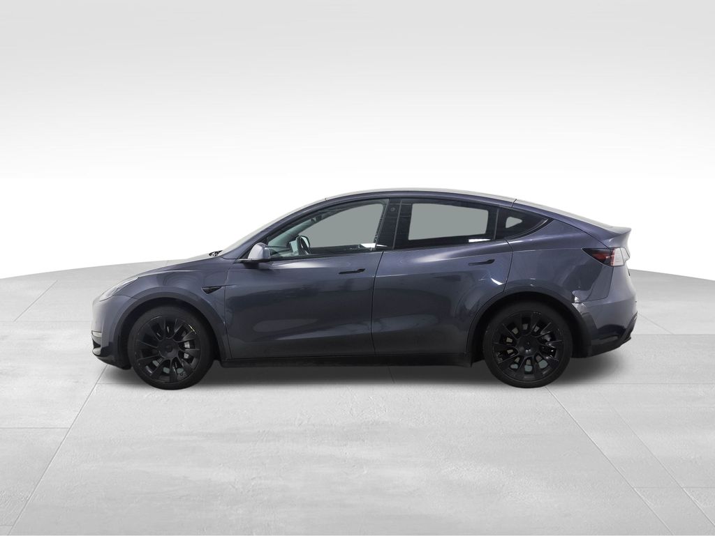 Used 2021 Tesla Model Y Long Range with VIN 5YJYGDEE6MF203542 for sale in Minneapolis, MN