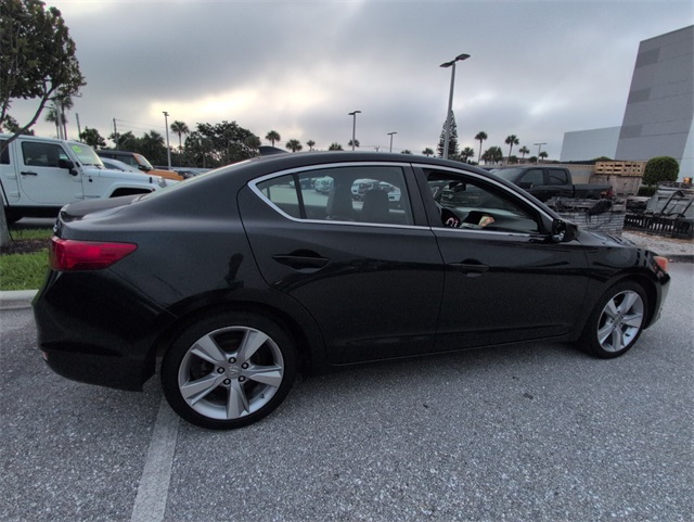 2013 Acura ILX 2.0L Technology photo 13