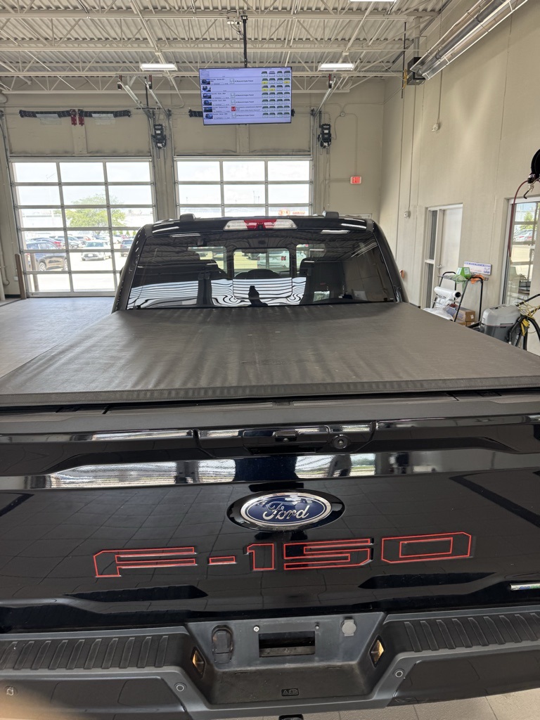 2023 Ford F-150 XLT photo 12