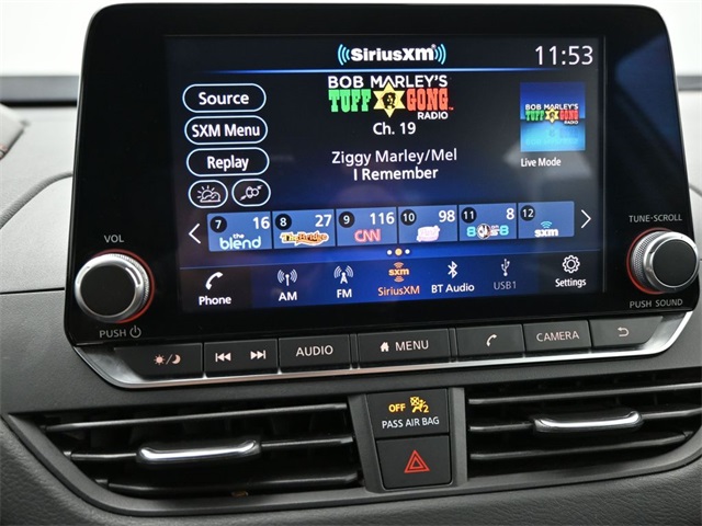 2022 Nissan Altima 2.5 SR photo 18