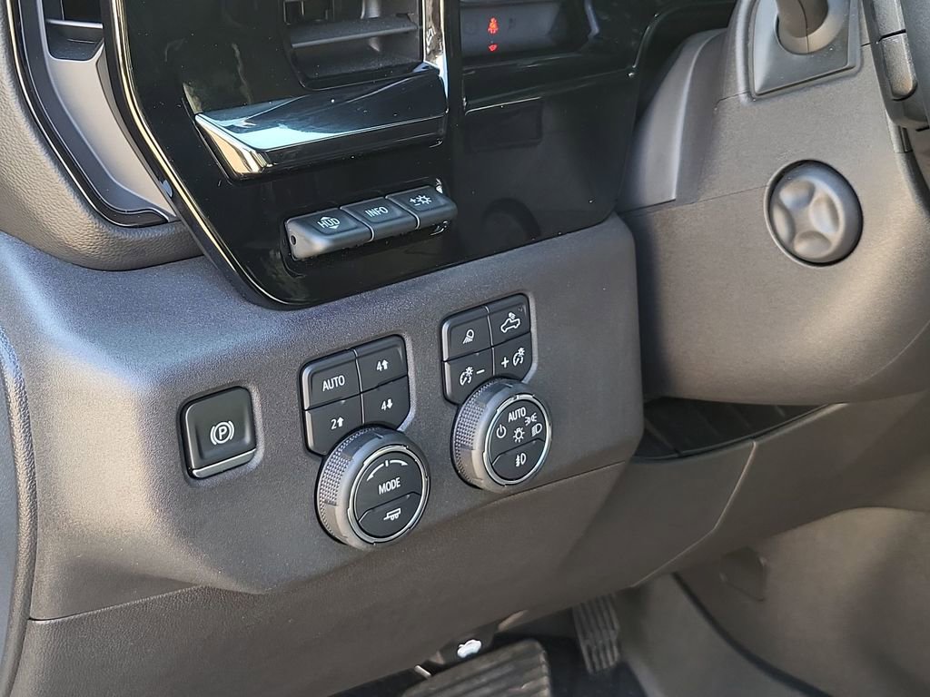 2025 Chevrolet Silverado 1500 ZR2 photo 17