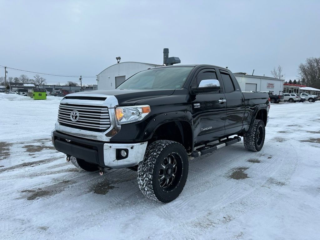 2014 Toyota Tundra Limited's photo