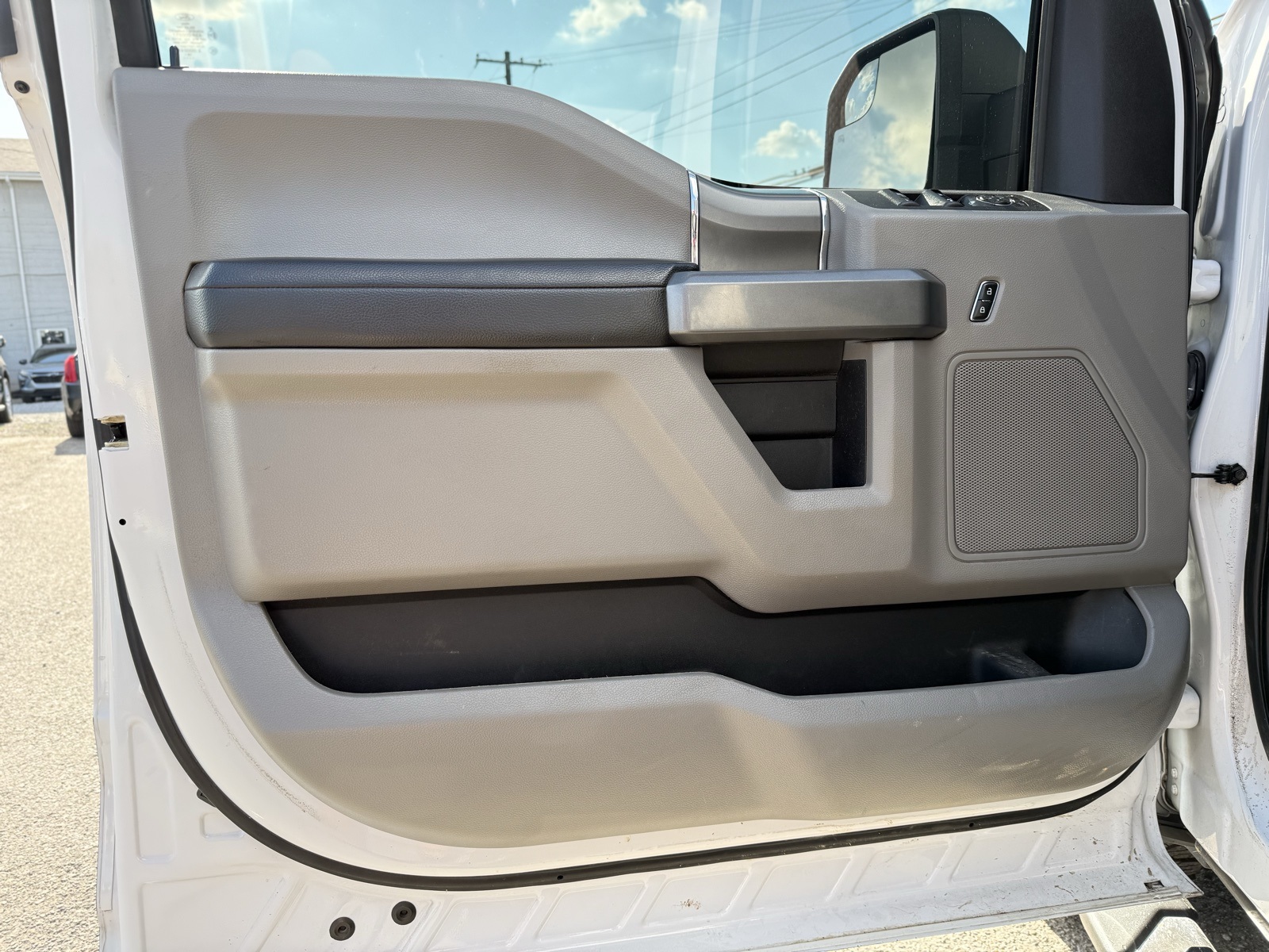 2019 Ford F-150 XLT photo 10