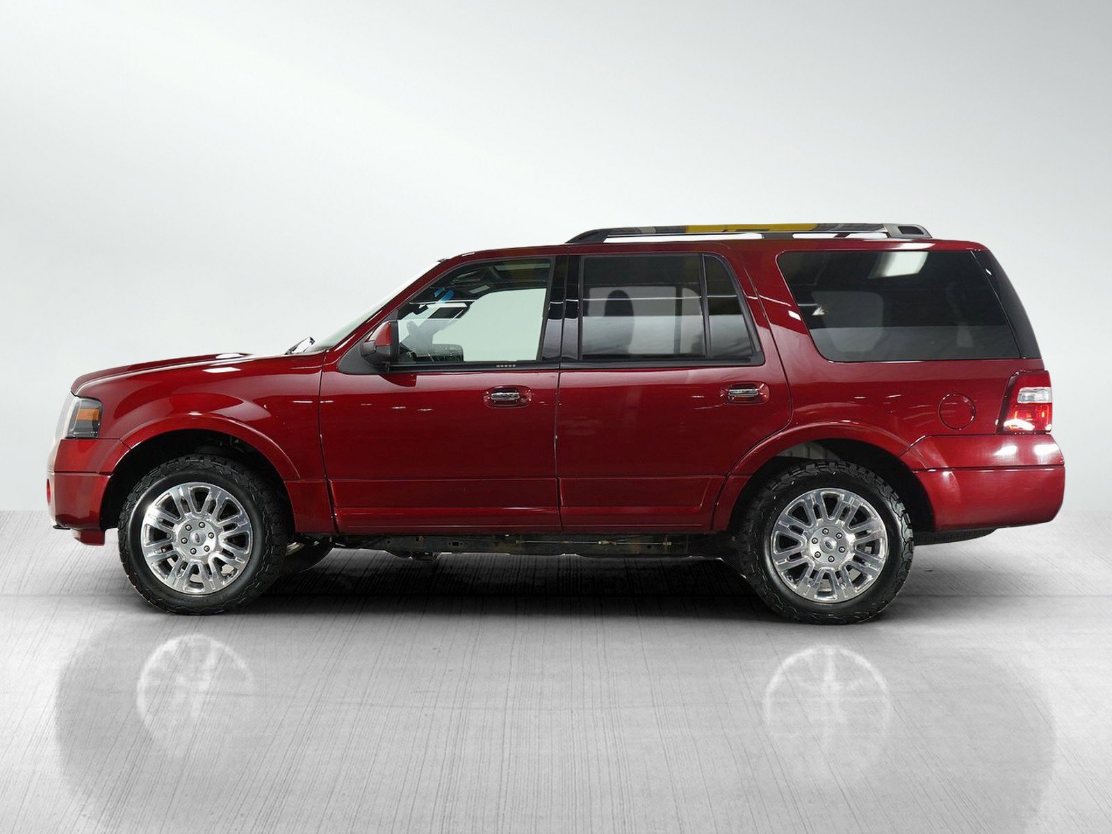 Used 2014 Ford Expedition Limited with VIN 1FMJU2A57EEF45942 for sale in South Saint Paul, Minnesota