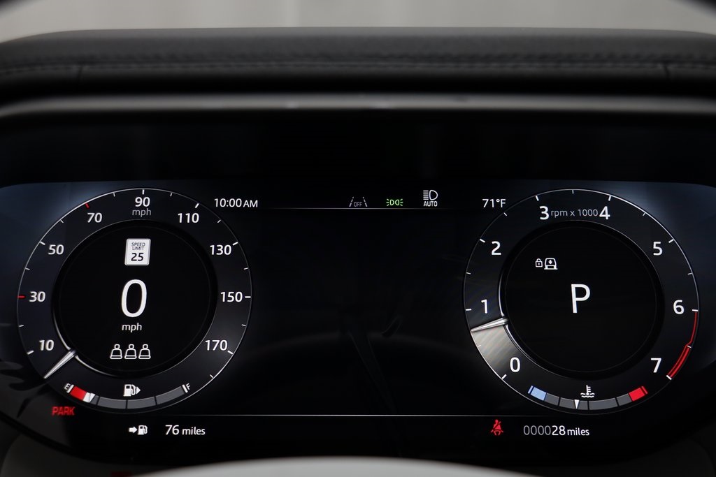 2025 Land Rover Range Rover Sport SE photo 9