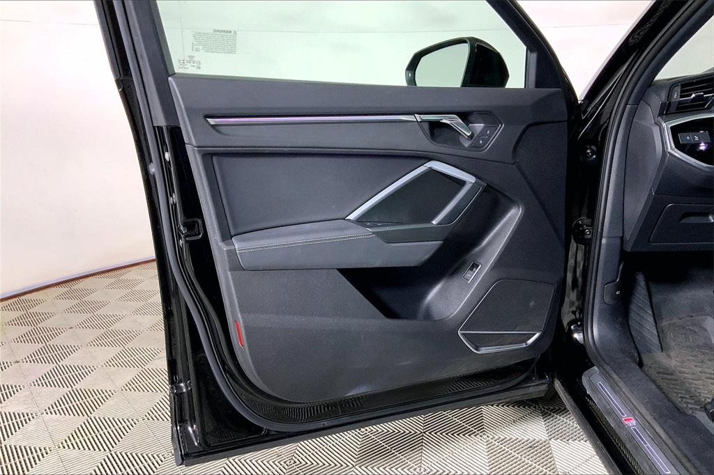 2021 Audi Q3 S line Premium Plus photo 22