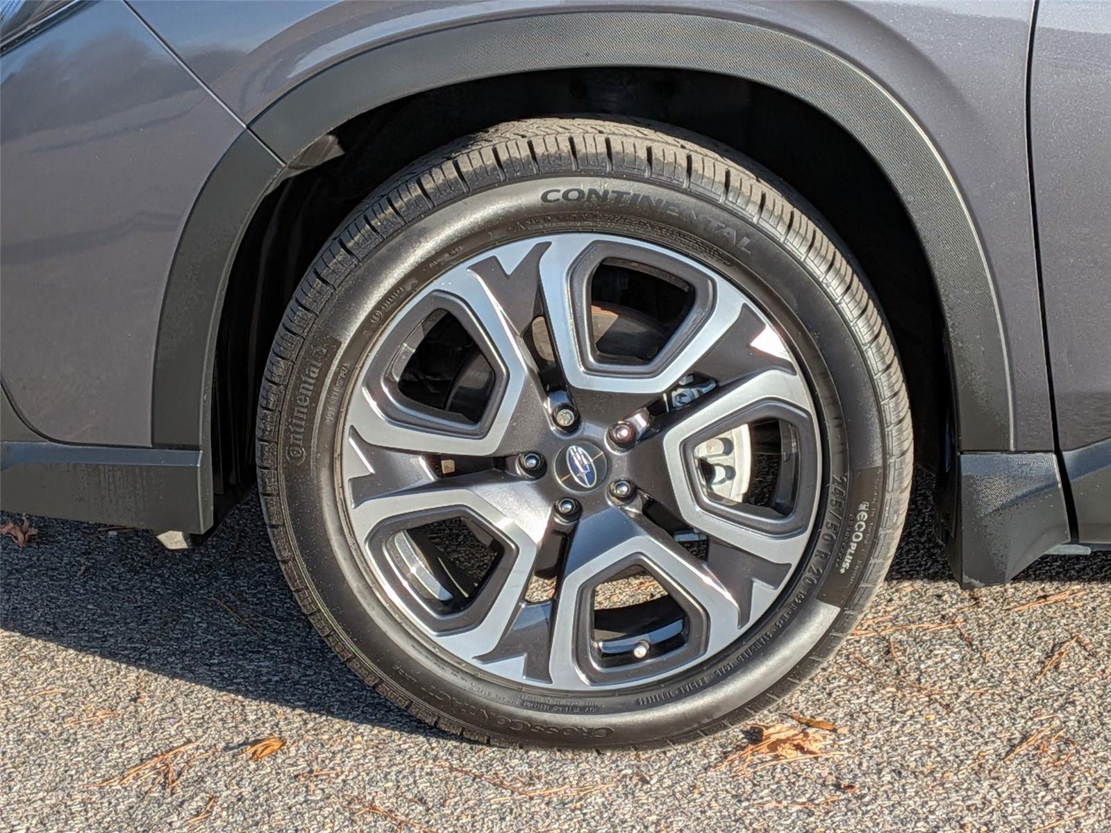 2024 Subaru Ascent Touring photo 3