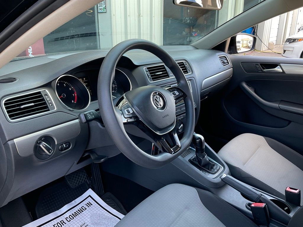 2017 Volkswagen Jetta 1.4T S photo 10