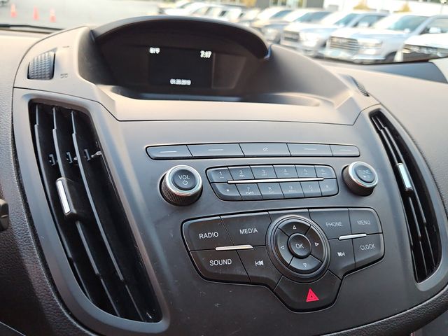 2019 Ford Escape S photo 11