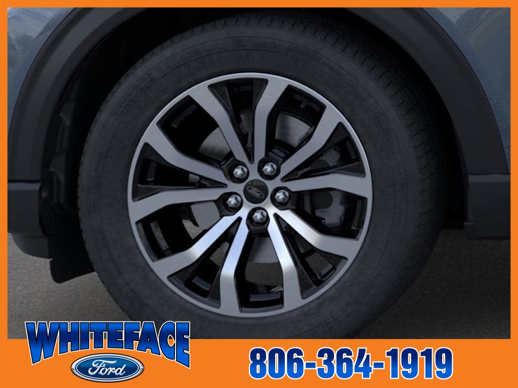 2025 Ford Explorer ST-Line photo 16