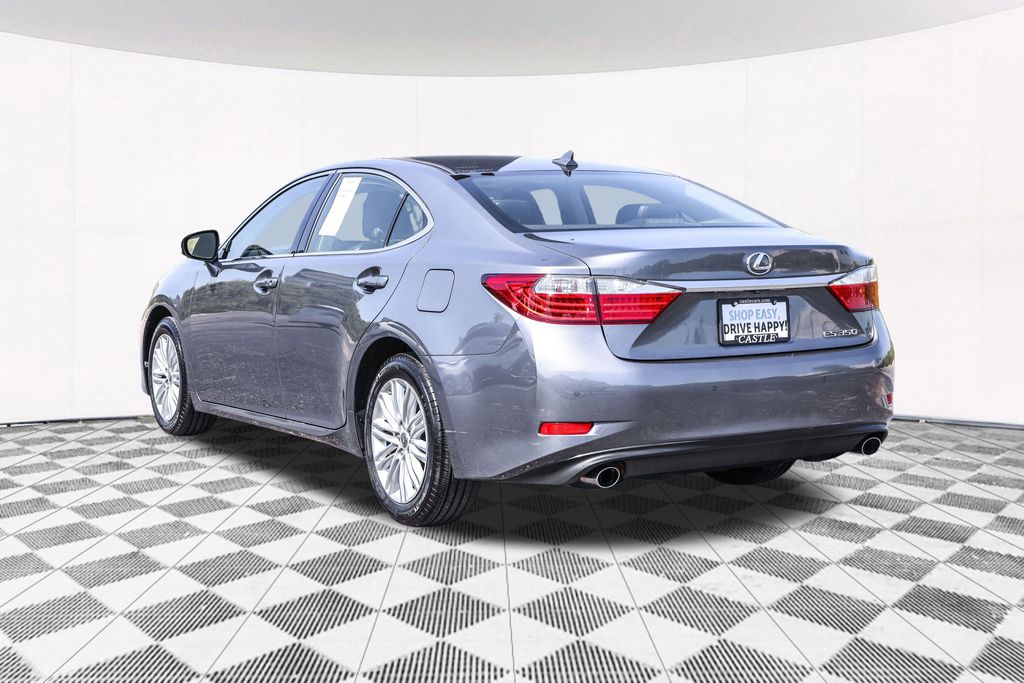 2014 Lexus ES 350 photo 12