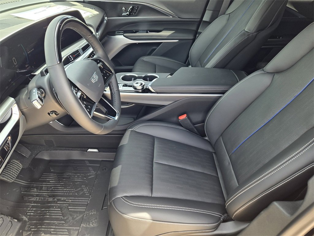 2025 Cadillac Lyriq Sport photo 13