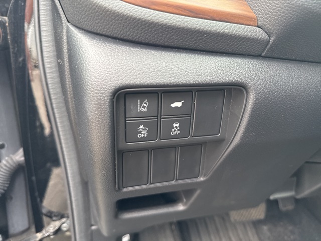 2022 Honda CR-V Touring photo 19