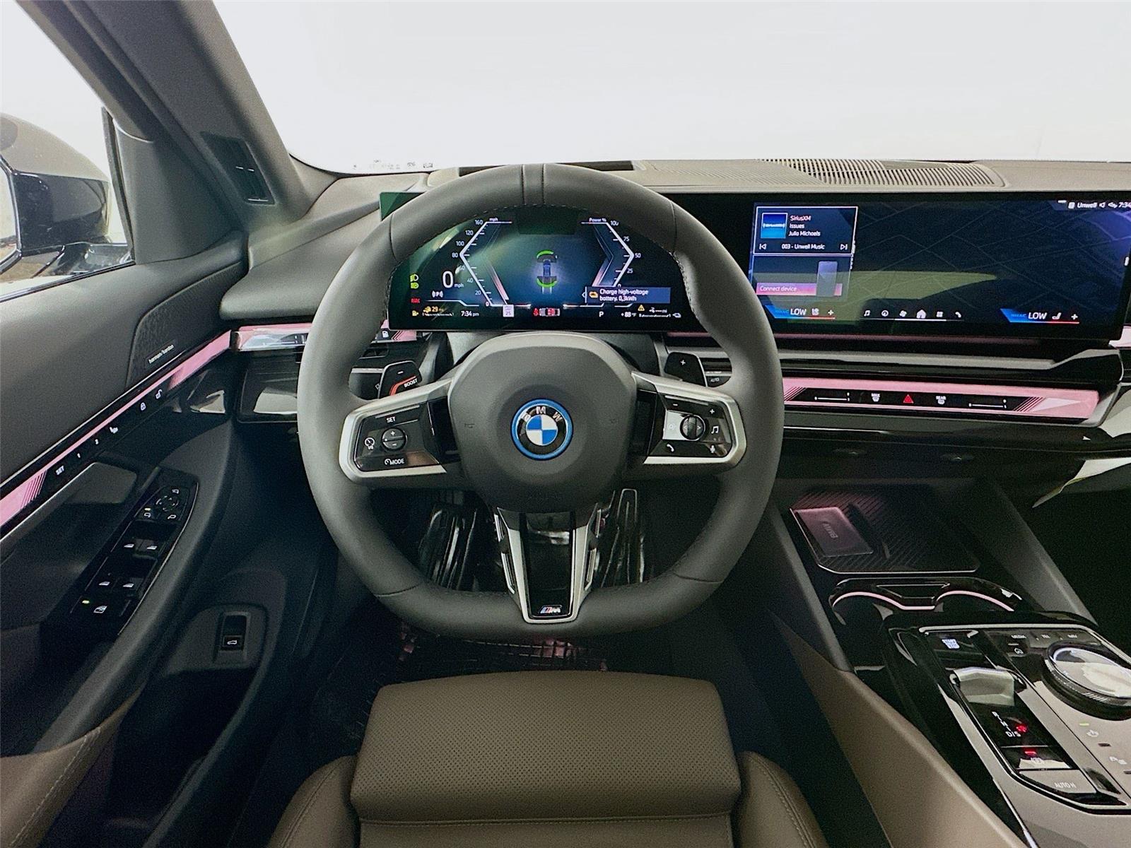 2026 Bmw 550e xDrive photo 11