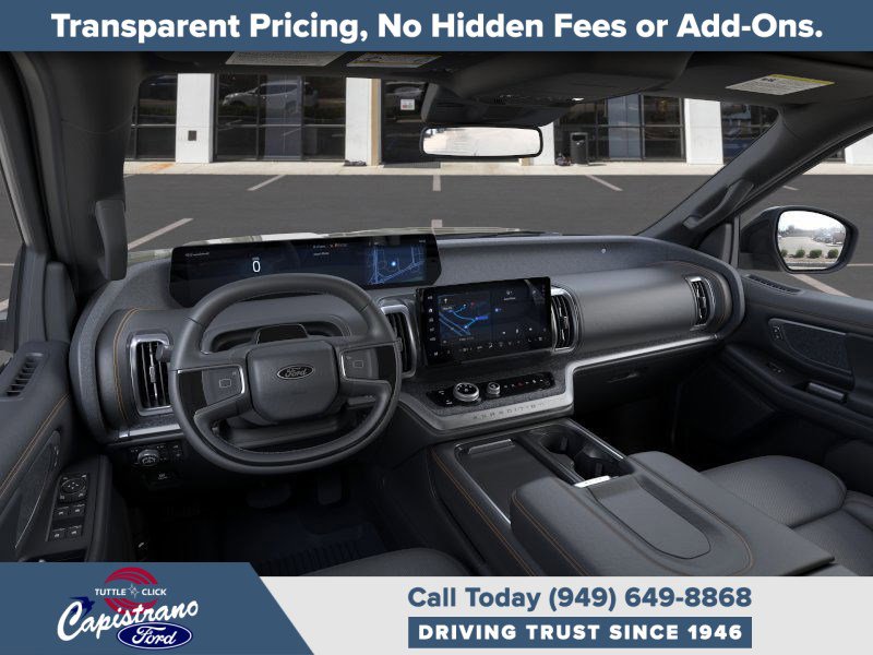 2025 Ford Expedition photo 4