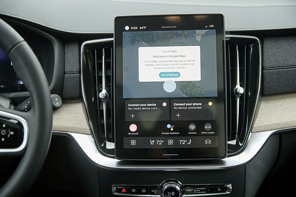 2025 VOLVO XC90 - Image 25