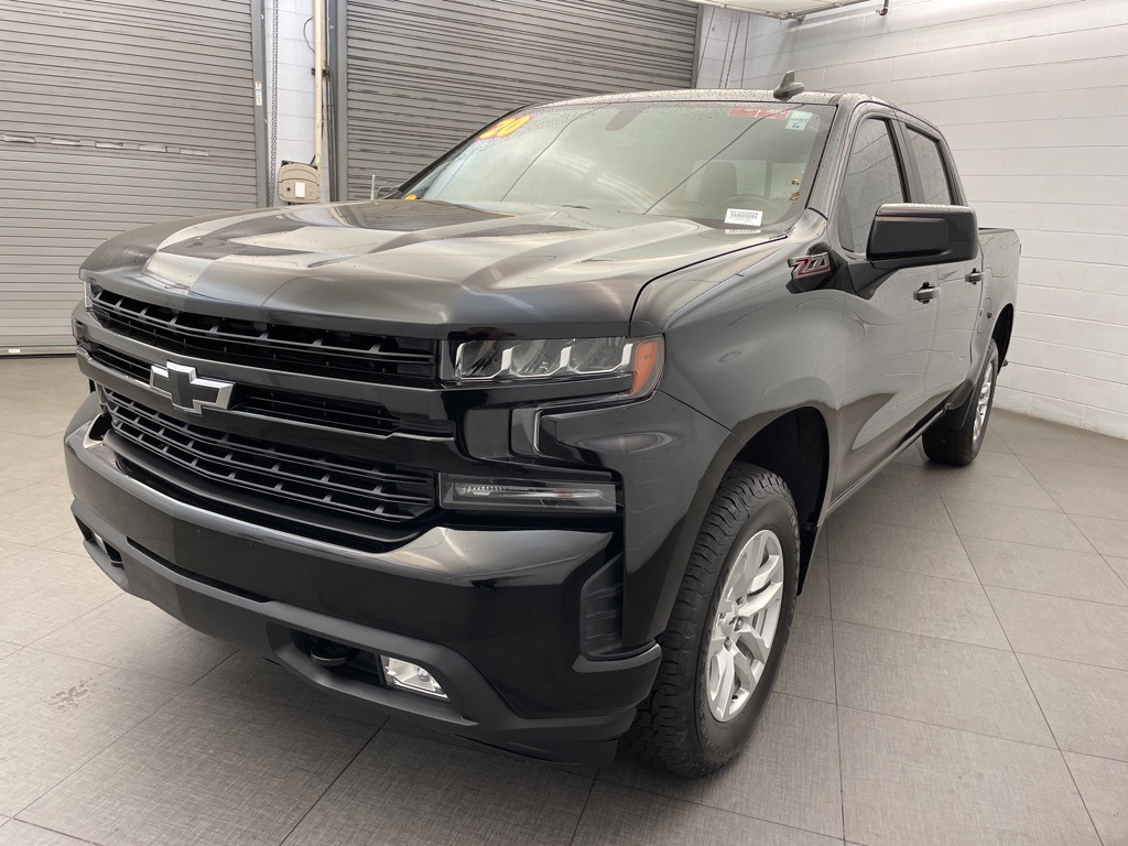 2020 Chevrolet Silverado 1500 RST photo 2