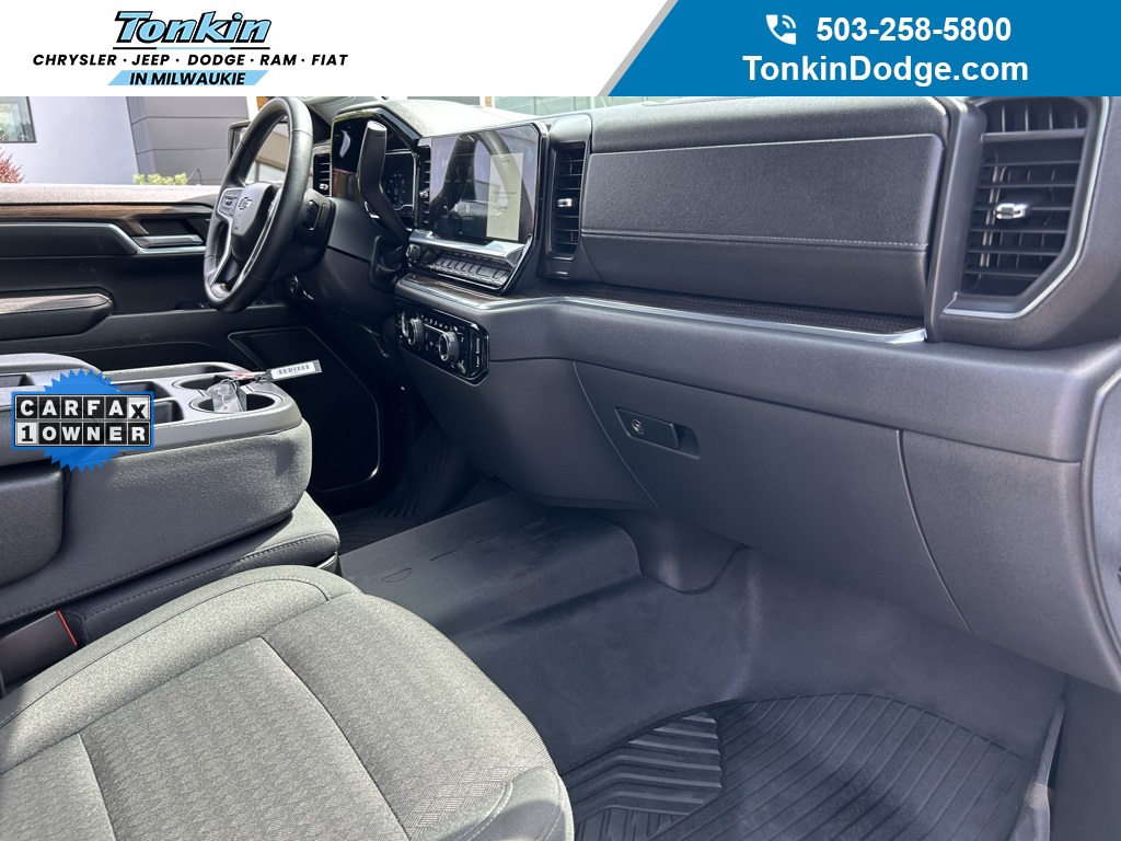 2023 Chevrolet Silverado 1500 RST photo 26