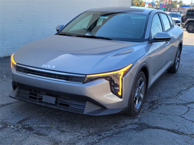 2025 Kia K4 LXS photo 8