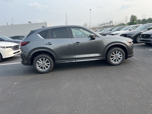 2025 Mazda CX-5 2.5 Select photo 5