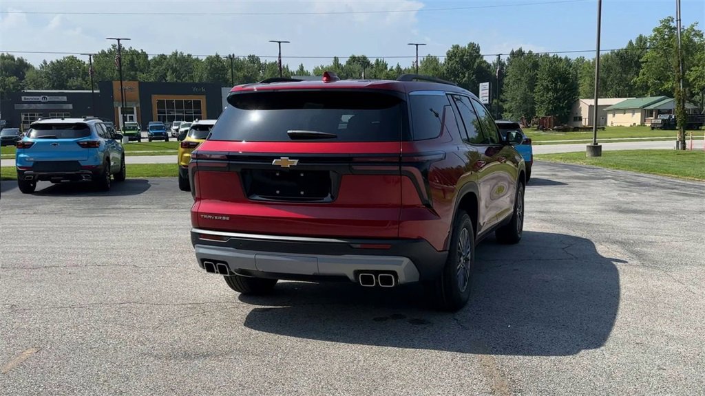 2026 Chevrolet Traverse photo 7
