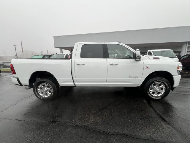 2024 Ram 2500 Laramie photo 2