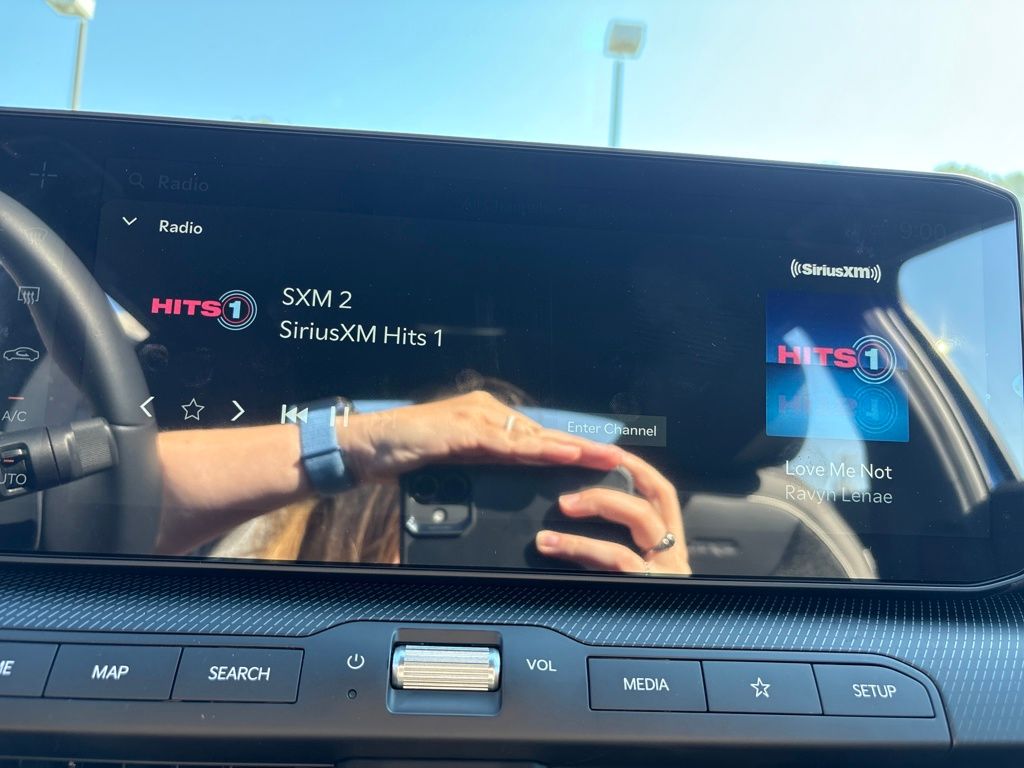 2025 Kia K4 GT-Line photo 16